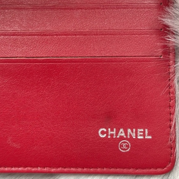 Authentic Chanel caviar red clutch / wallet in pristine condition. - Picture 5 of 11